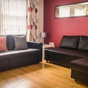 The Racecourse Gathering Apartment